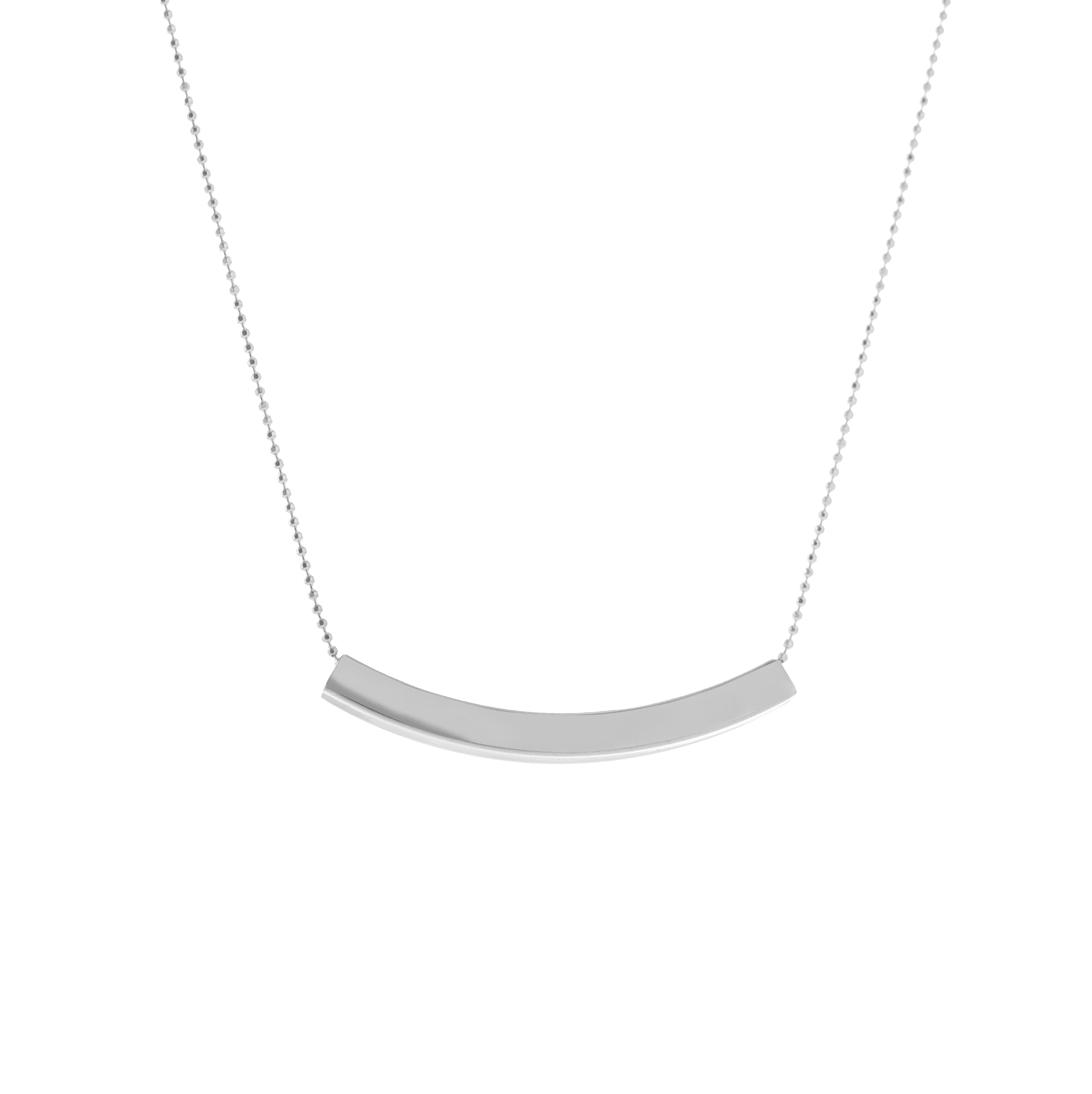 Fine silver jewellery, silver necklace, Pendant necklace, Hypoallergenic, Tarnish-free, zoomed in detailed of the silver pendant necklace with a white background