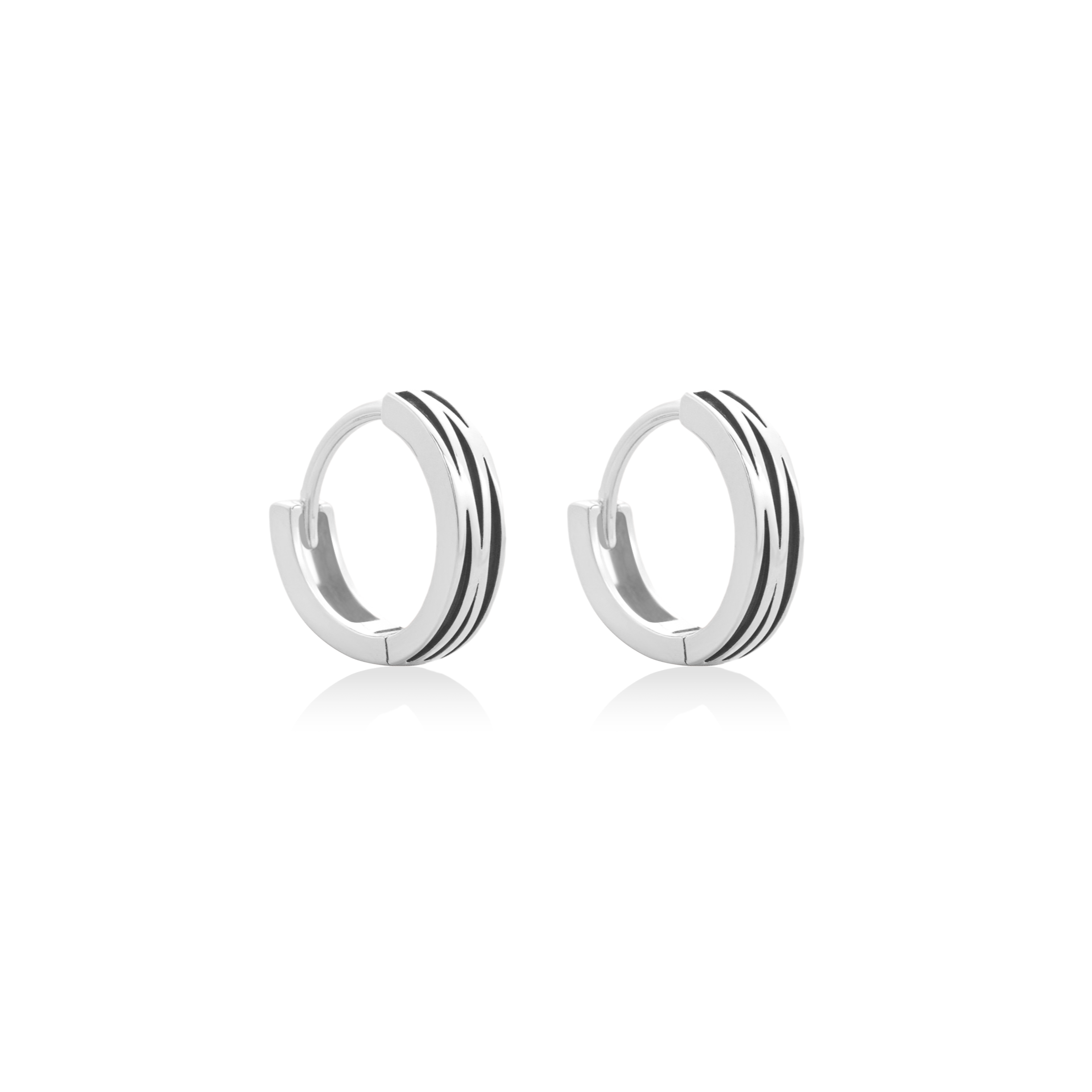 Fine jewellery, silver jewellery, hypoallergenic, tarnish-free, close-up right view of a Pair of silver glazed black hoop earrings on a white background